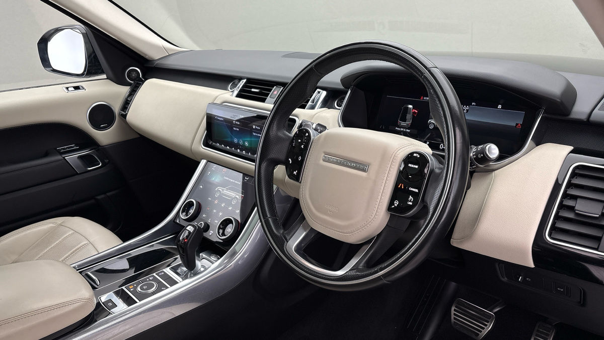 Land Rover Range Rover Sport Image 5