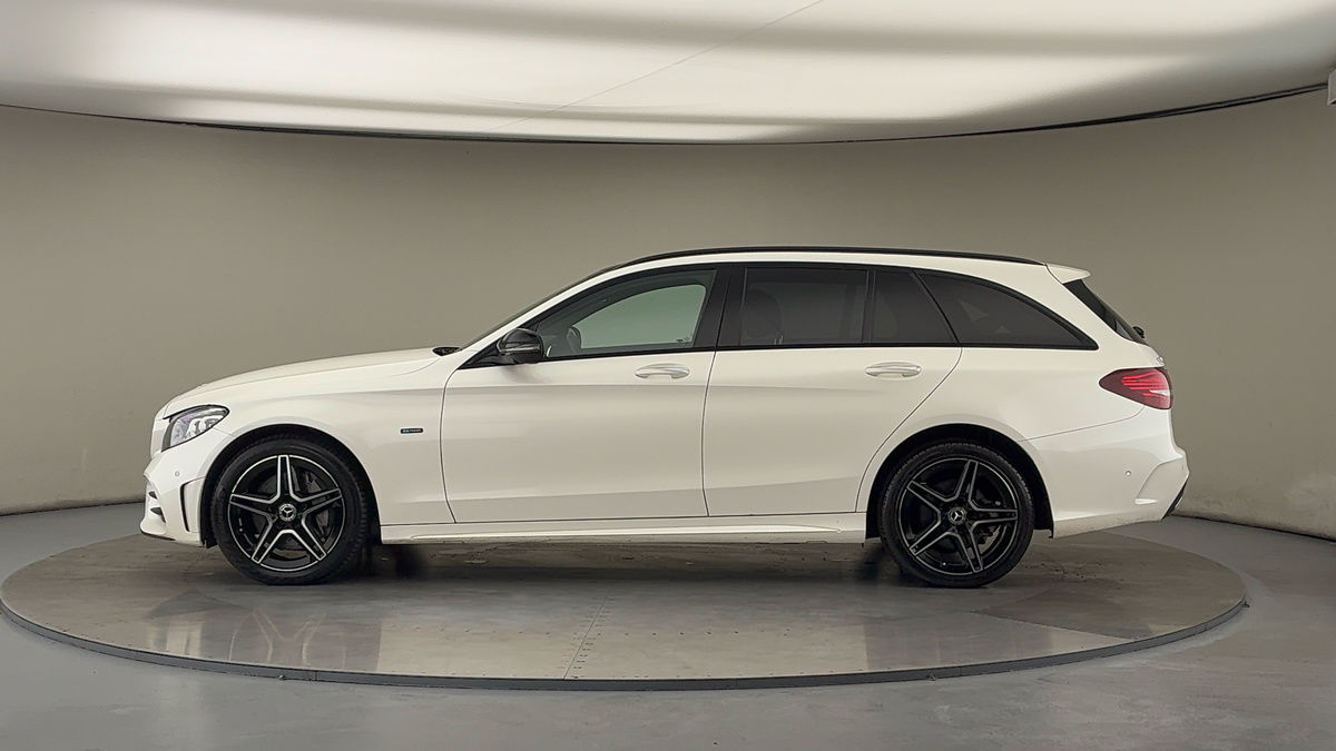 Mercedes-Benz C Class Image 15