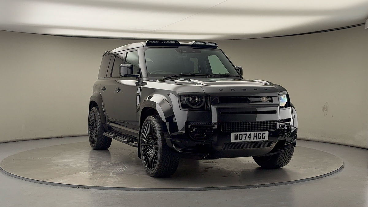 More views of Land Rover Defender 110