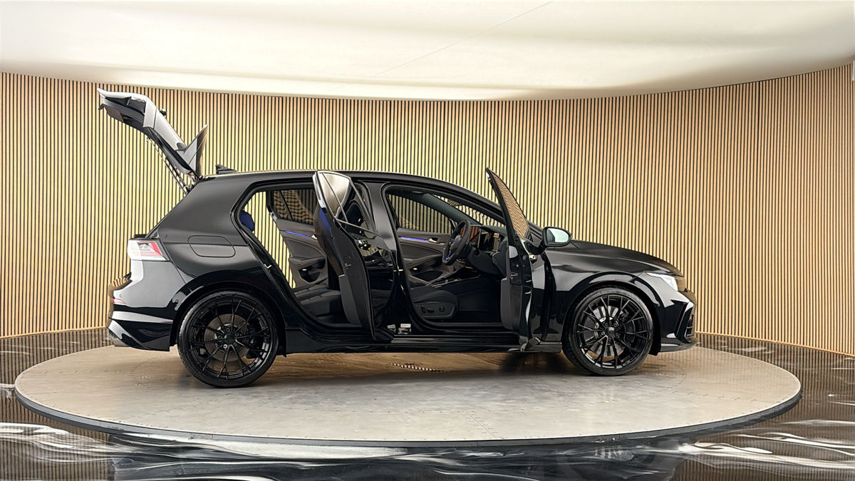 More views of Volkswagen Golf