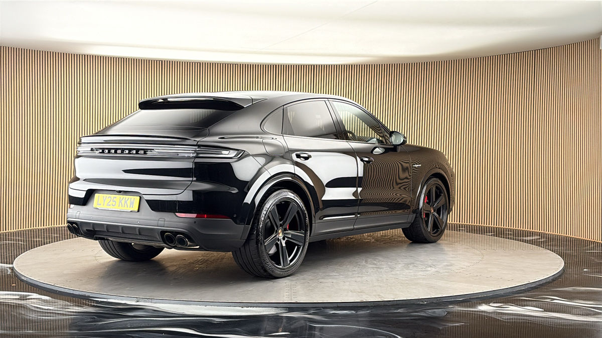 More views of Porsche Cayenne
