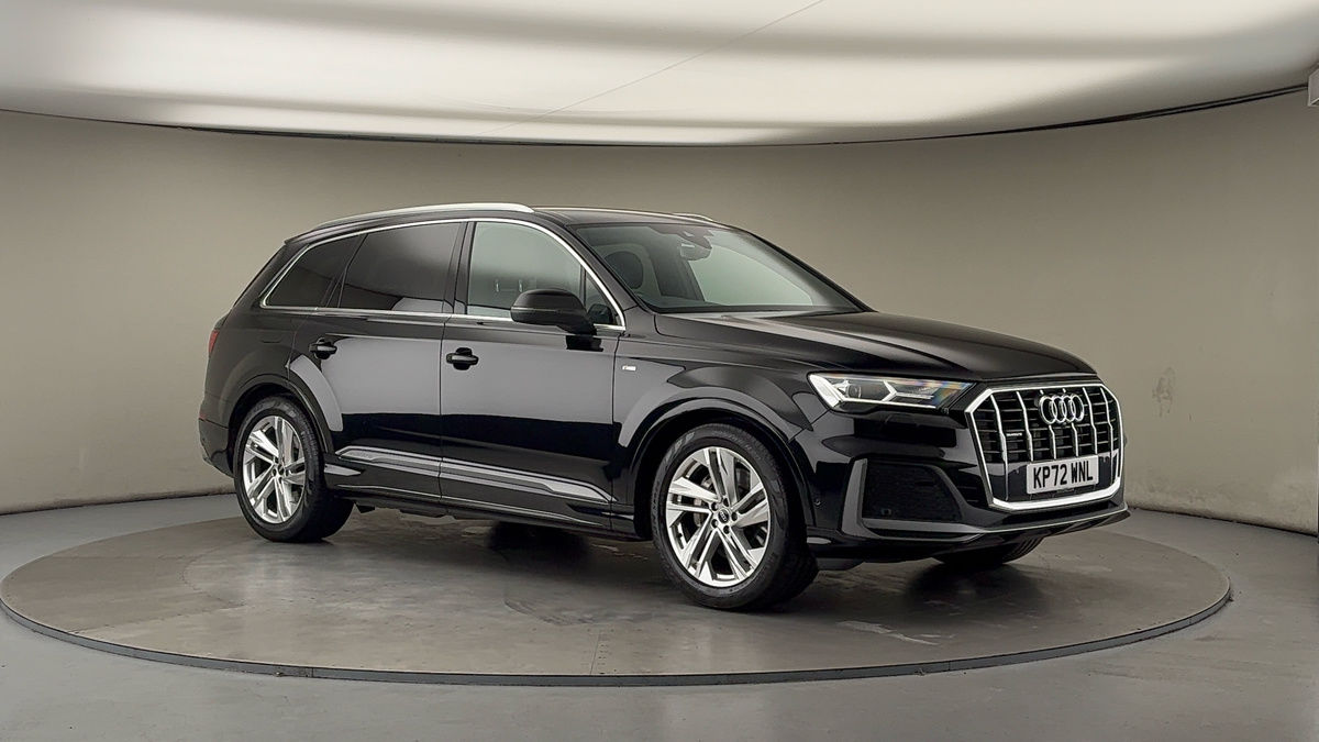 More views of Audi Q7