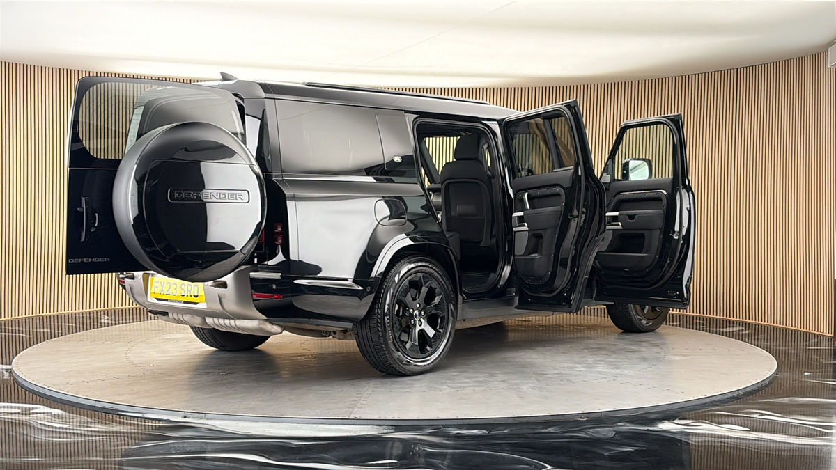 More views of Land Rover Defender 130