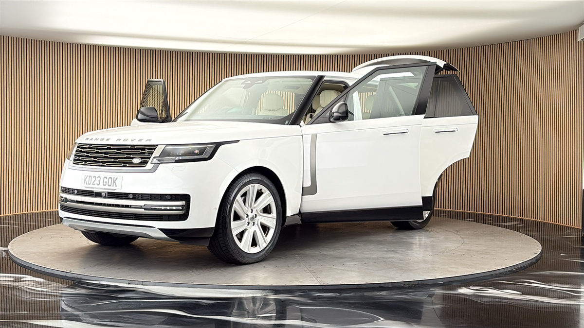 More views of Land Rover Range Rover