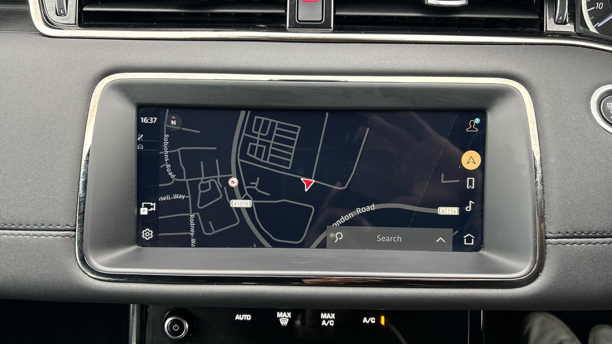 Land Rover Range Rover Evoque Image 17