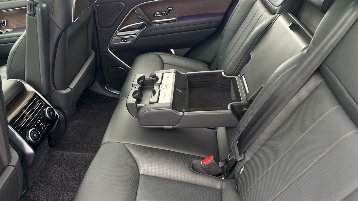 Land Rover Range Rover Image 9