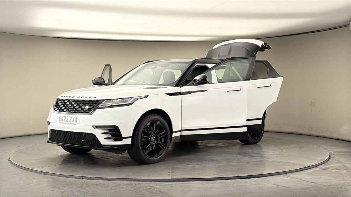 Land Rover Range Rover Velar Image 22