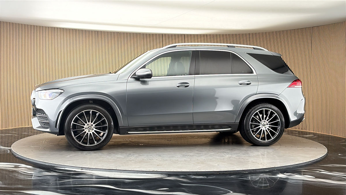More views of Mercedes-Benz GLE