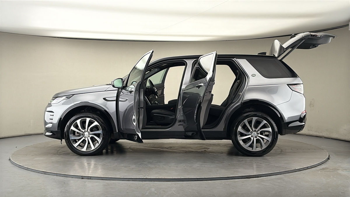 More views of Land Rover Discovery Sport