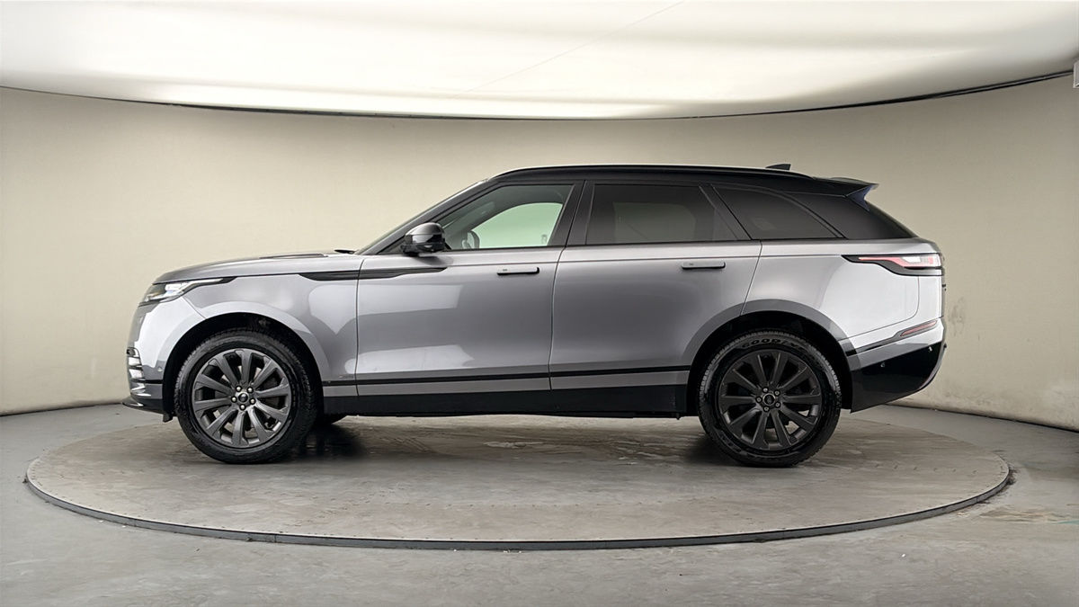 Land Rover Range Rover Velar Image 15