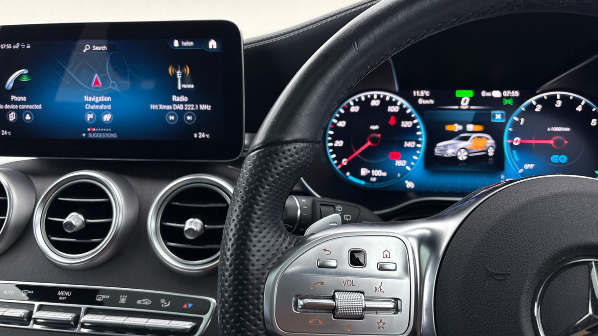 Mercedes-Benz GLC Image 13