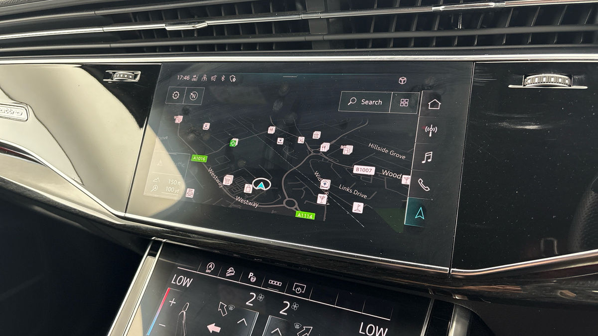 Audi Q7 Image 17