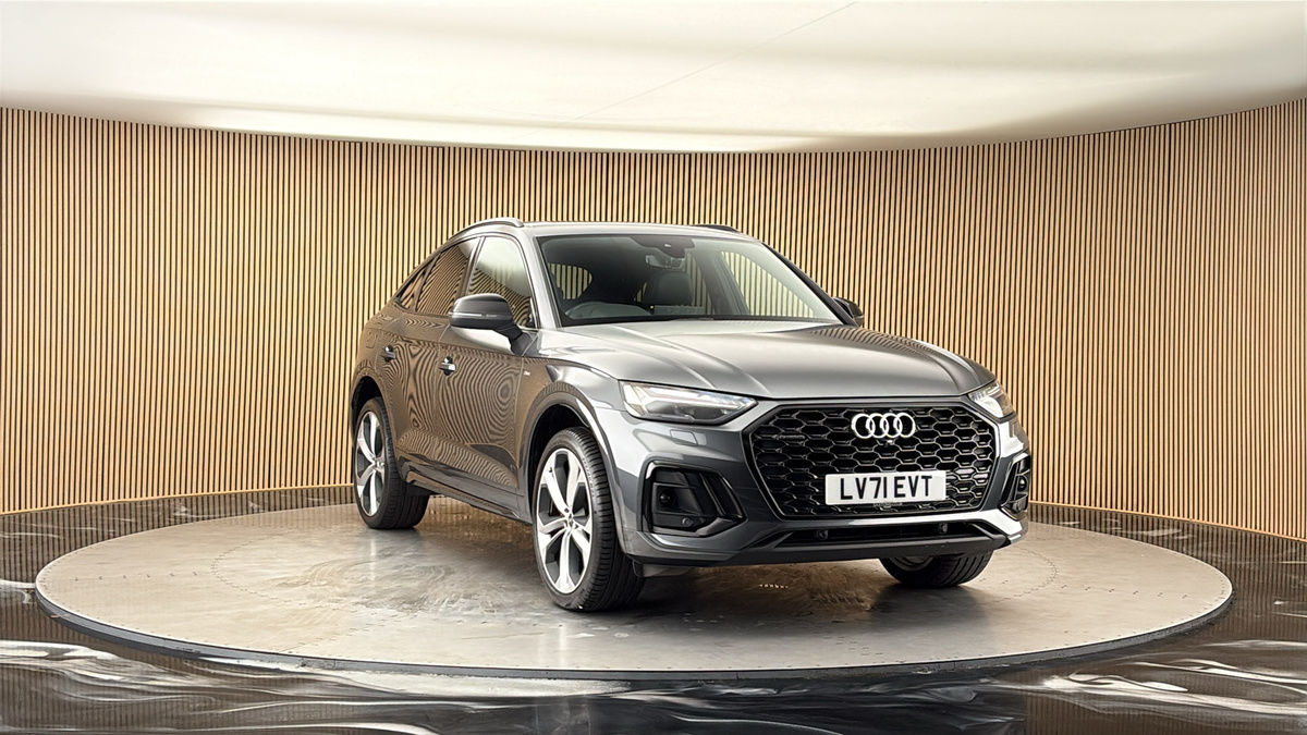 More views of Audi Q5