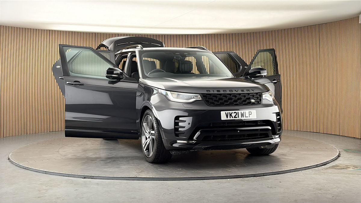More views of Land Rover Discovery
