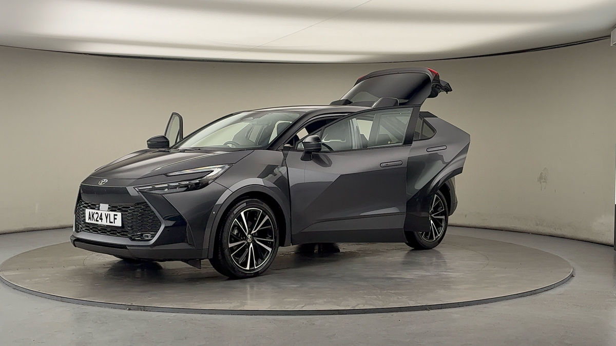 Toyota C-HR Image 22