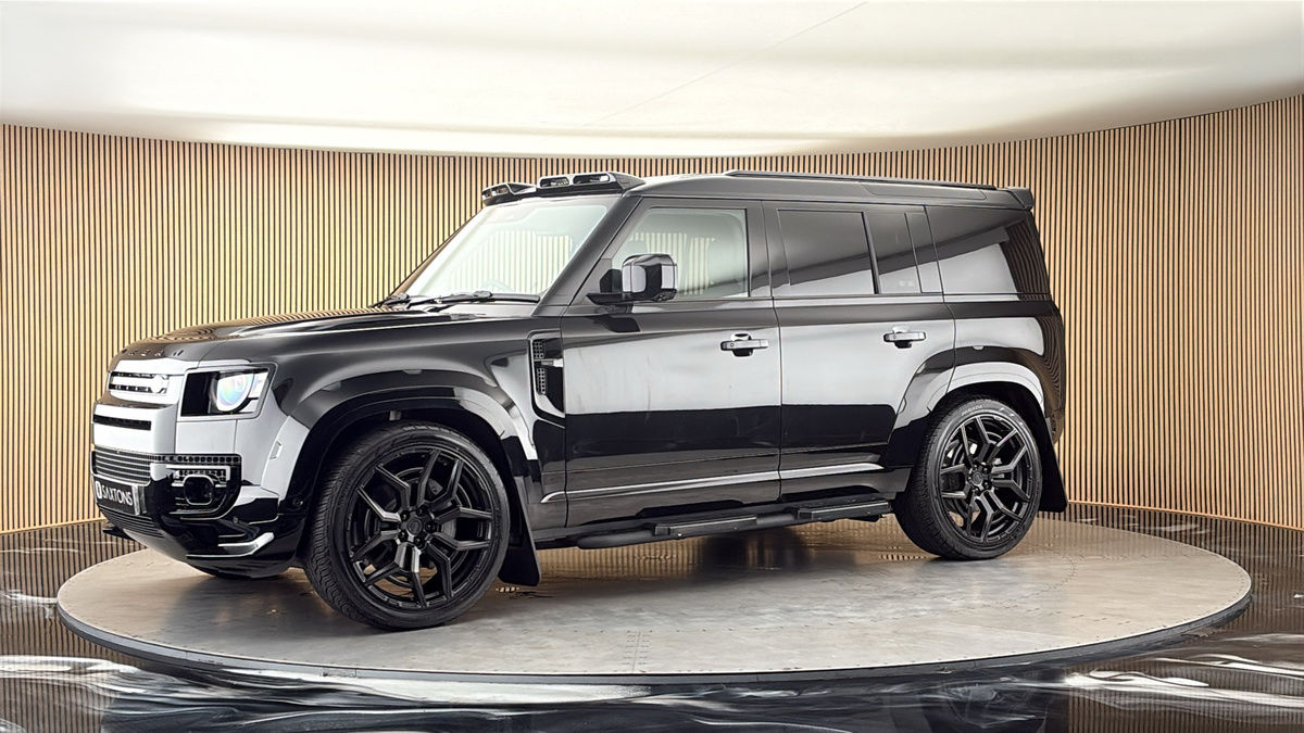 More views of Land Rover Defender 110