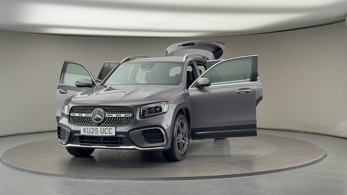 More views of Mercedes-Benz GLB