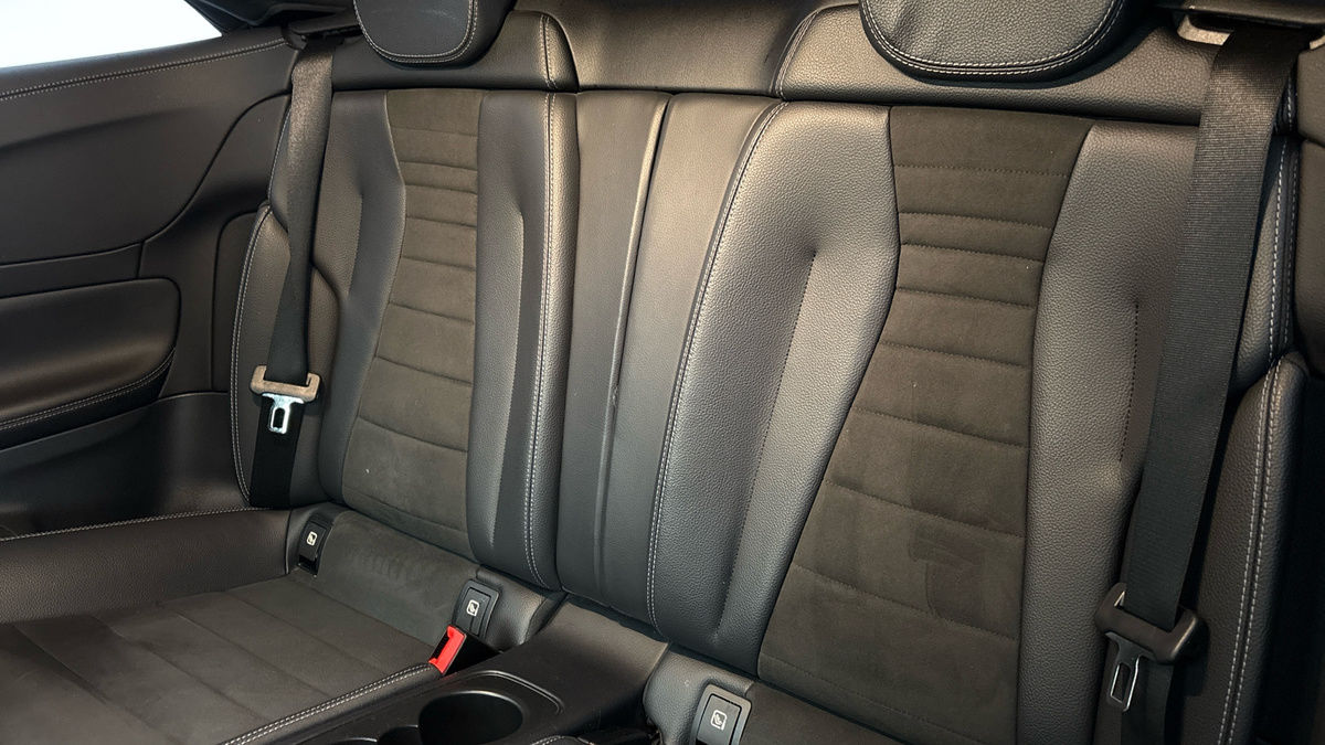 Mercedes-Benz E Class Image 8