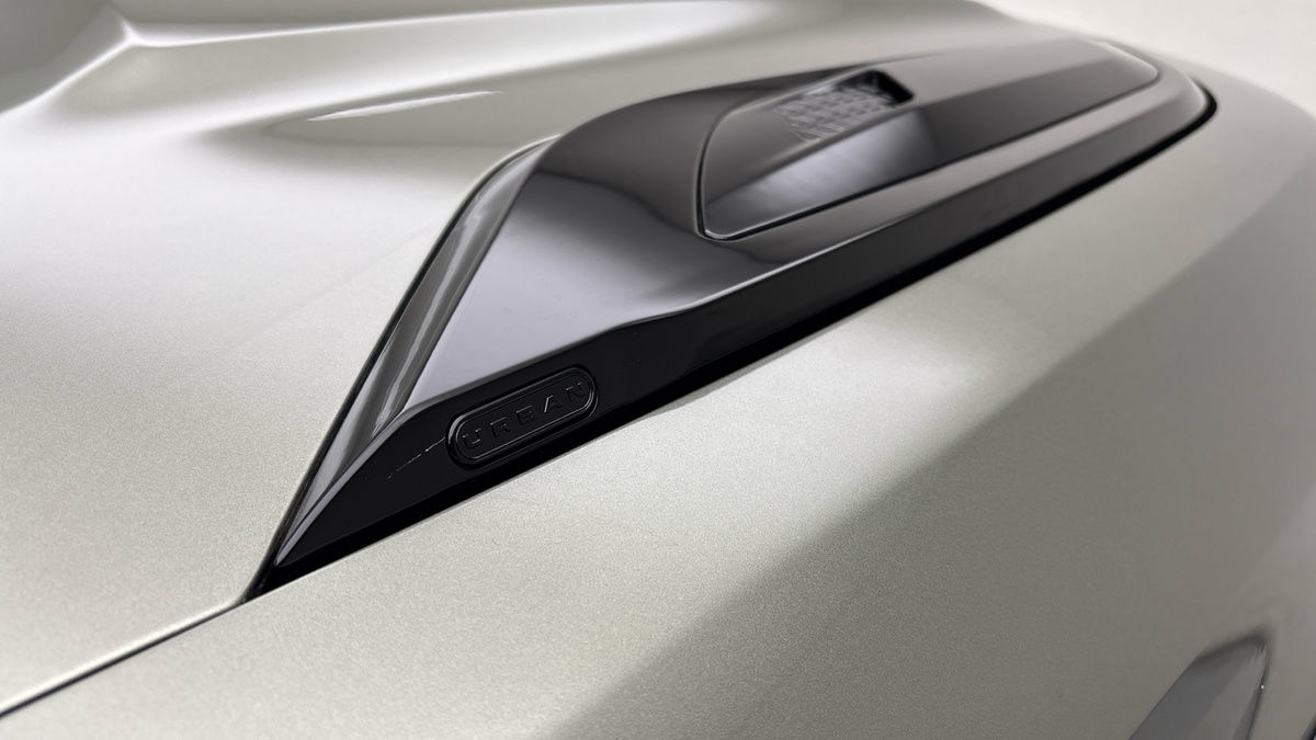 Land Rover Defender 110 Urban Image 26