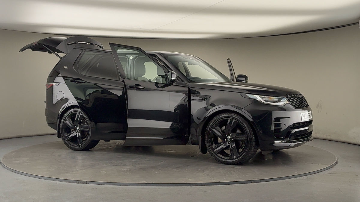 More views of Land Rover Discovery