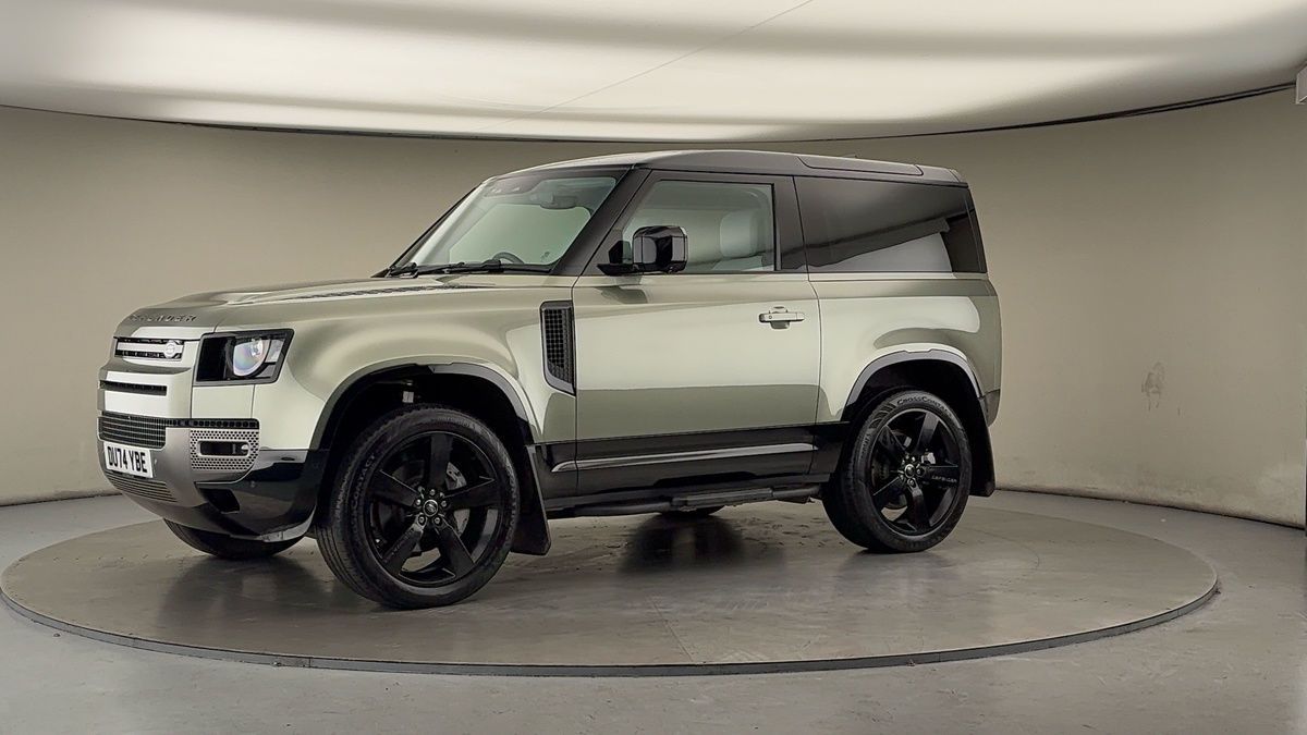 More views of Land Rover Defender 90