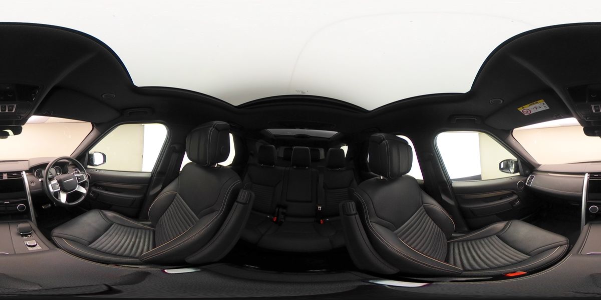More views of Land Rover Discovery