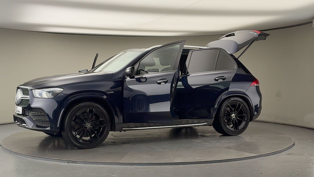 More views of Mercedes-Benz GLE