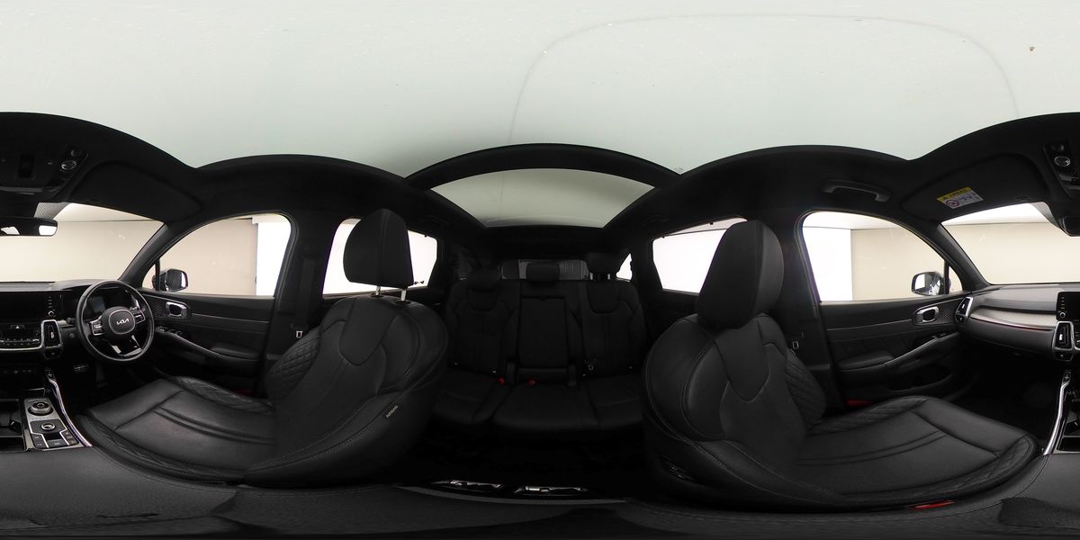 More views of Kia Sorento