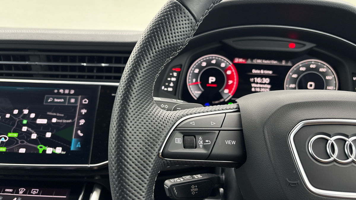 Audi SQ7 Image 13