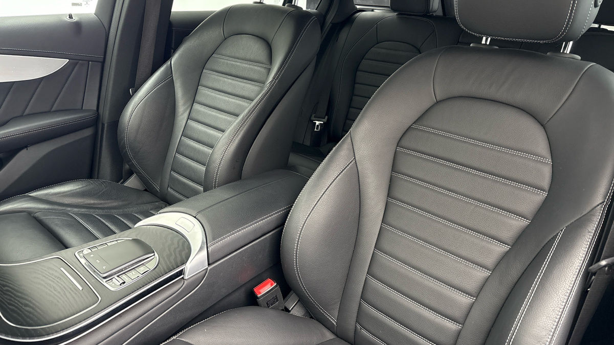 Mercedes-Benz GLC Image 7