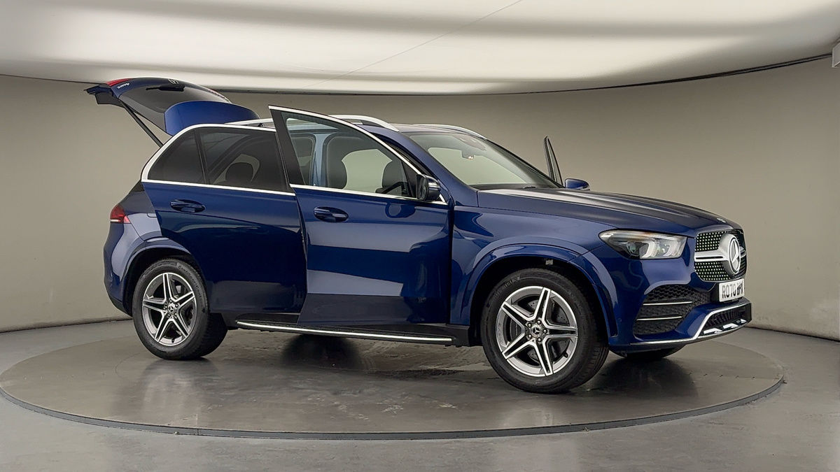 More views of Mercedes-Benz GLE