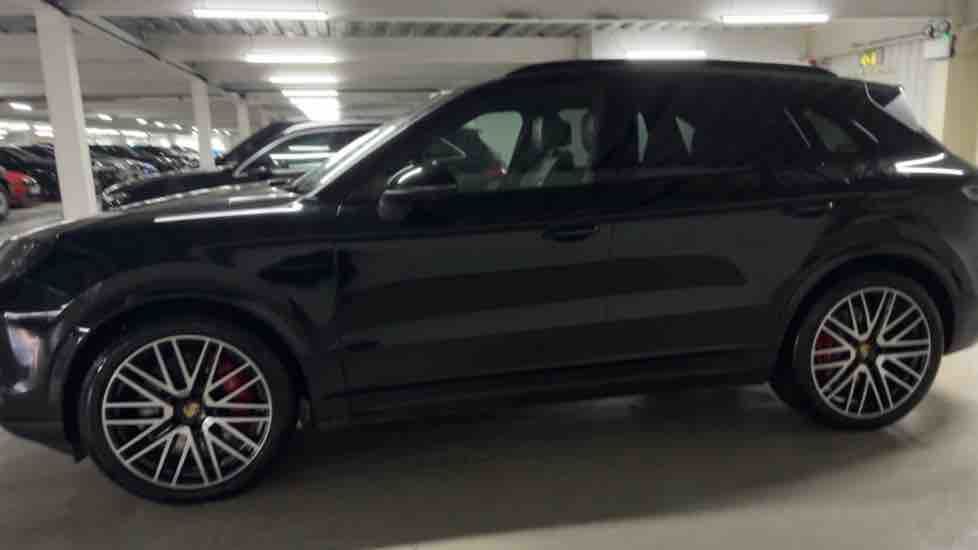 More views of Porsche Cayenne