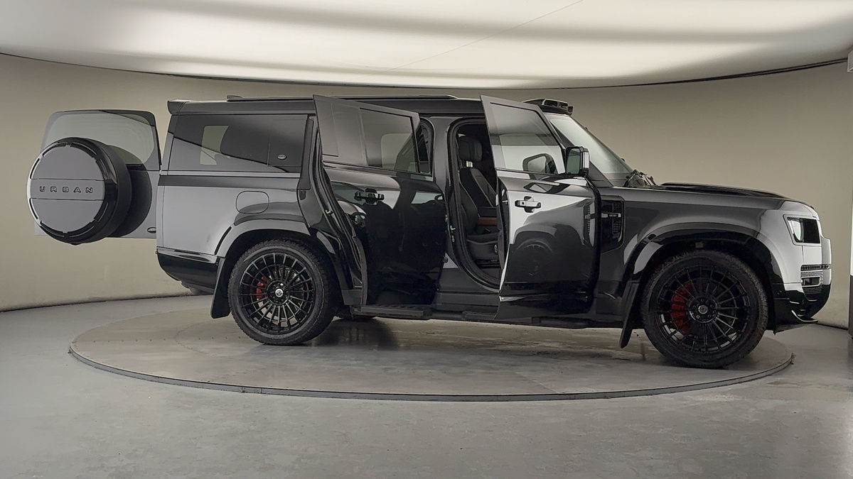 More views of Land Rover Defender 130