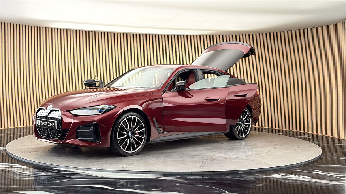 More views of BMW i4