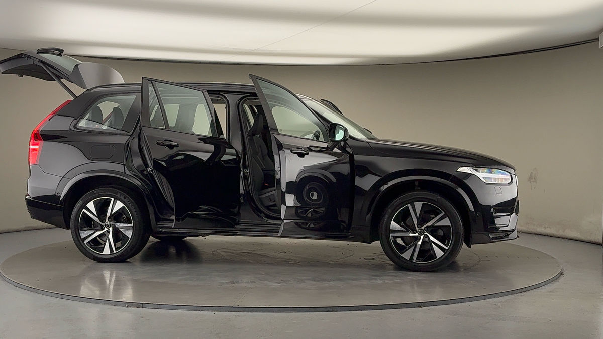 More views of Volvo XC90