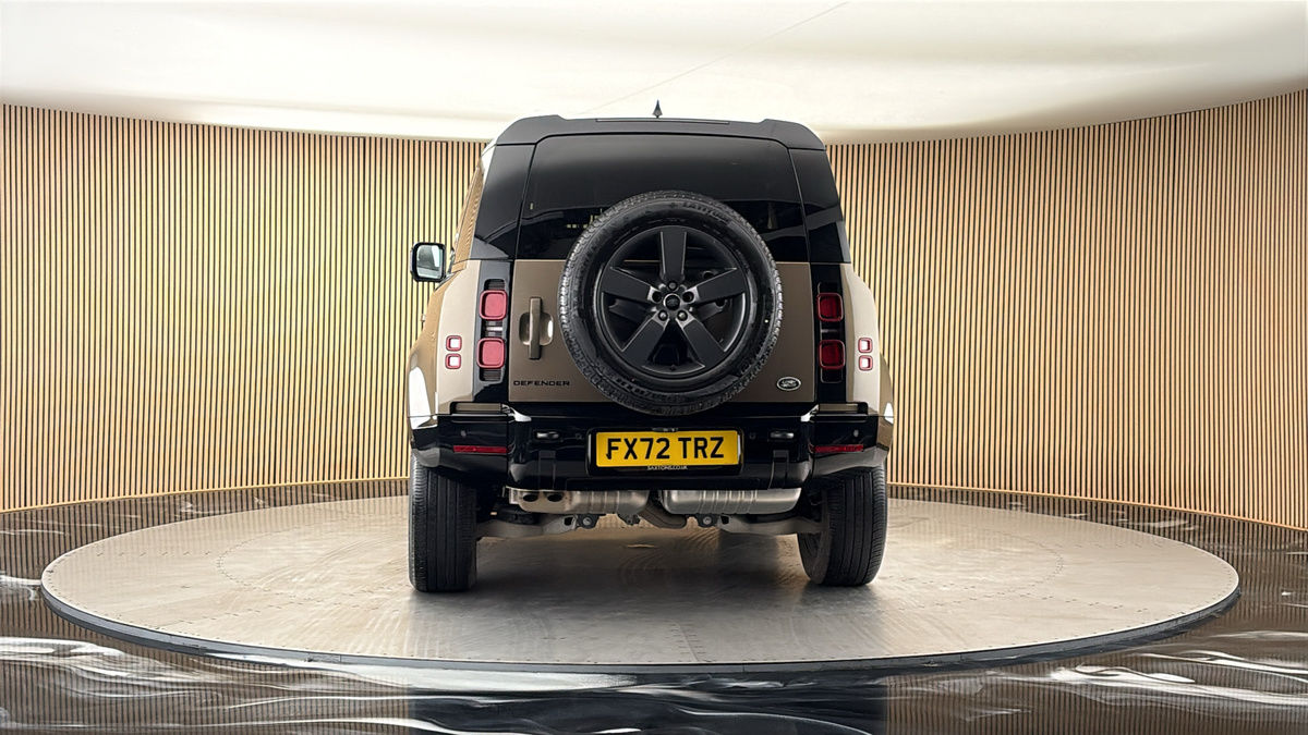 More views of Land Rover Defender 90