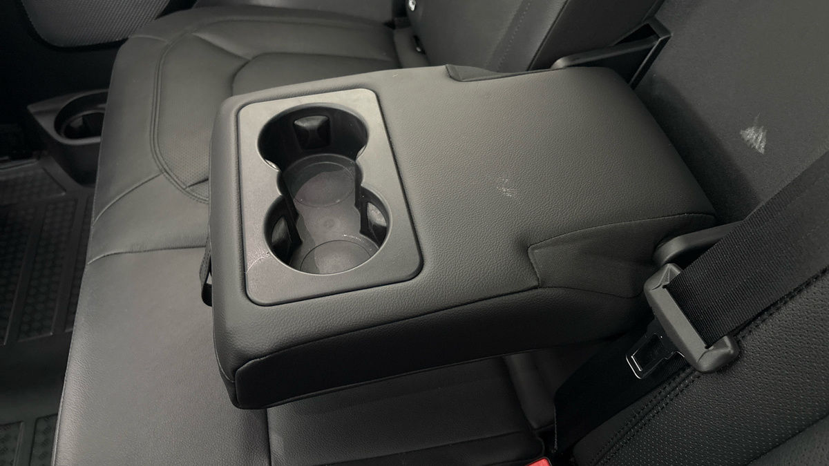 Land Rover Defender 90 Image 9