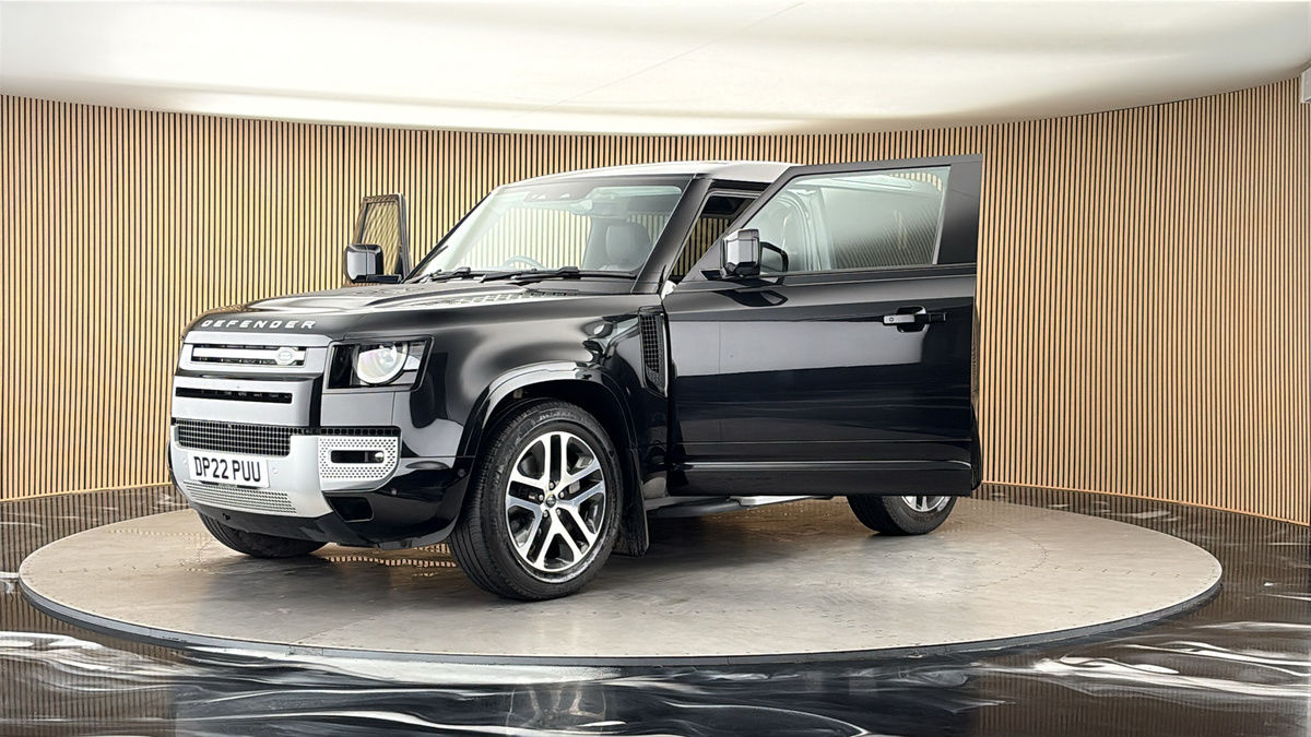 Land Rover Defender 90 Image 22