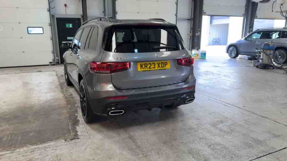 More views of Mercedes-Benz GLB