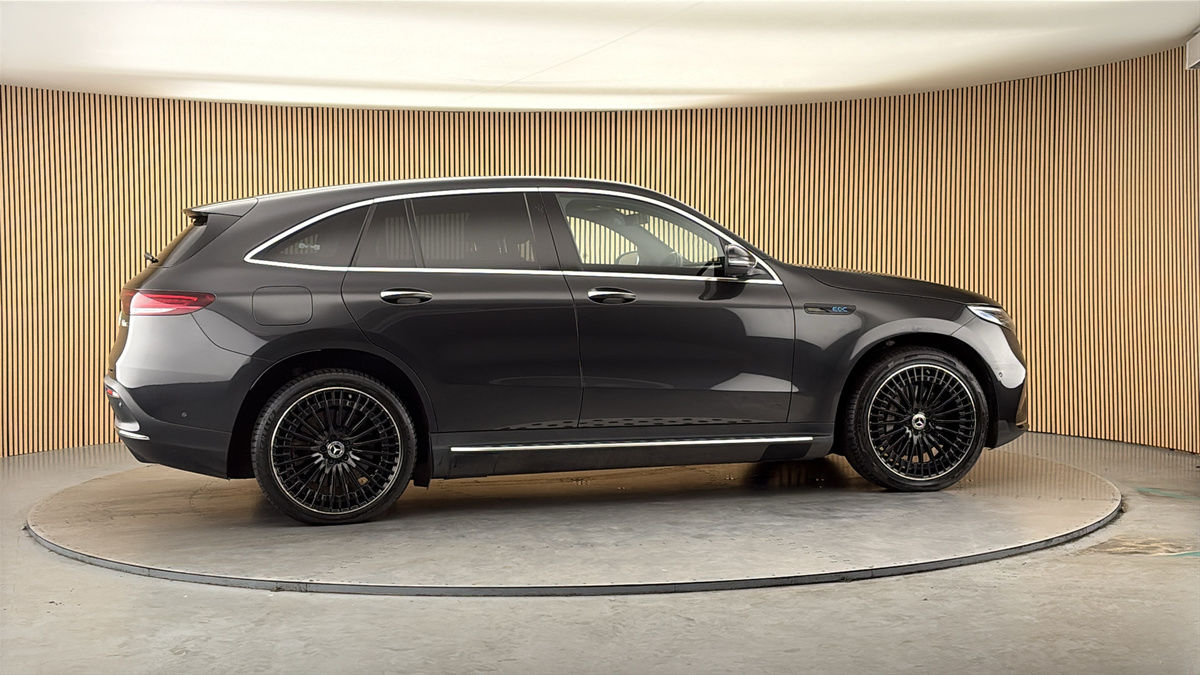 More views of Mercedes-Benz EQC