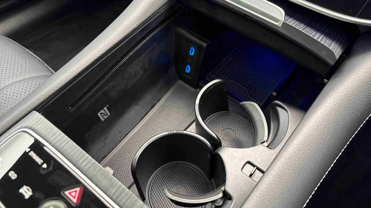 Mercedes-Benz EQE Image 40