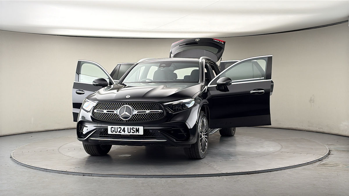 More views of Mercedes-Benz GLC