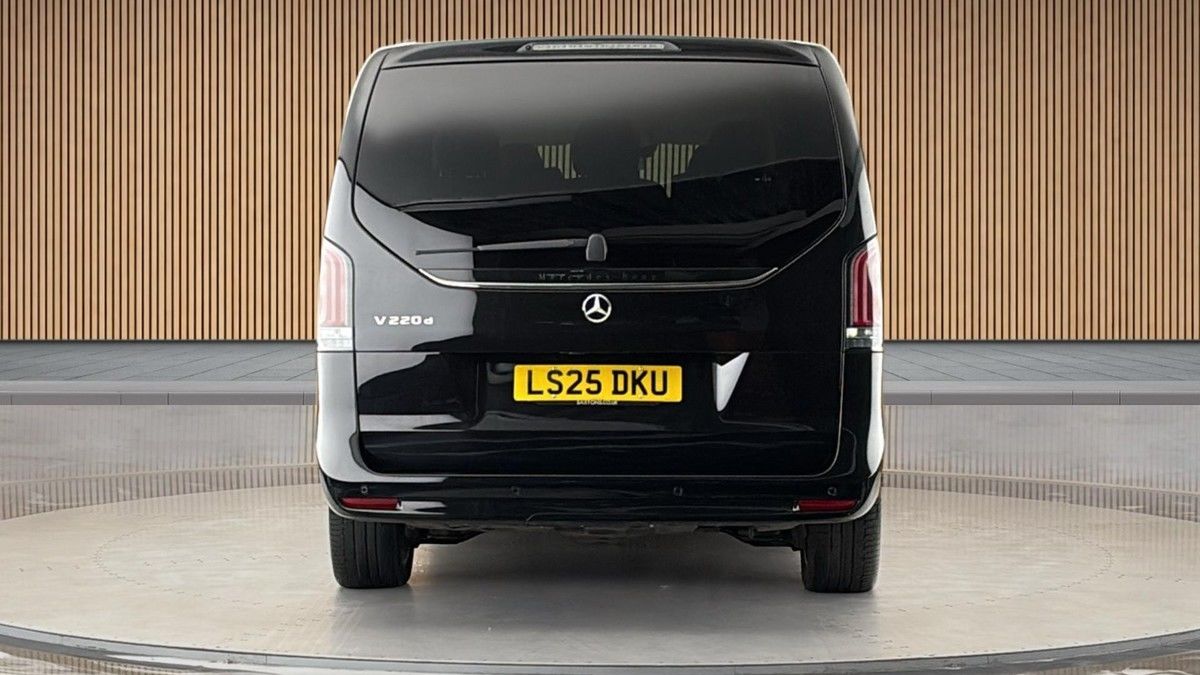 Mercedes-Benz V Class Image 4