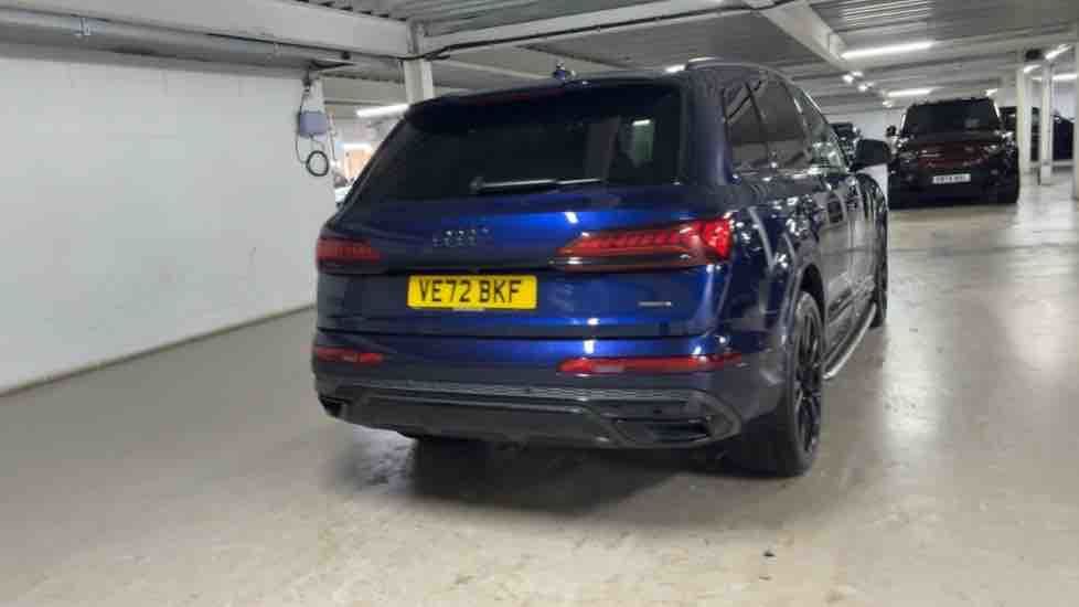 More views of Audi Q7