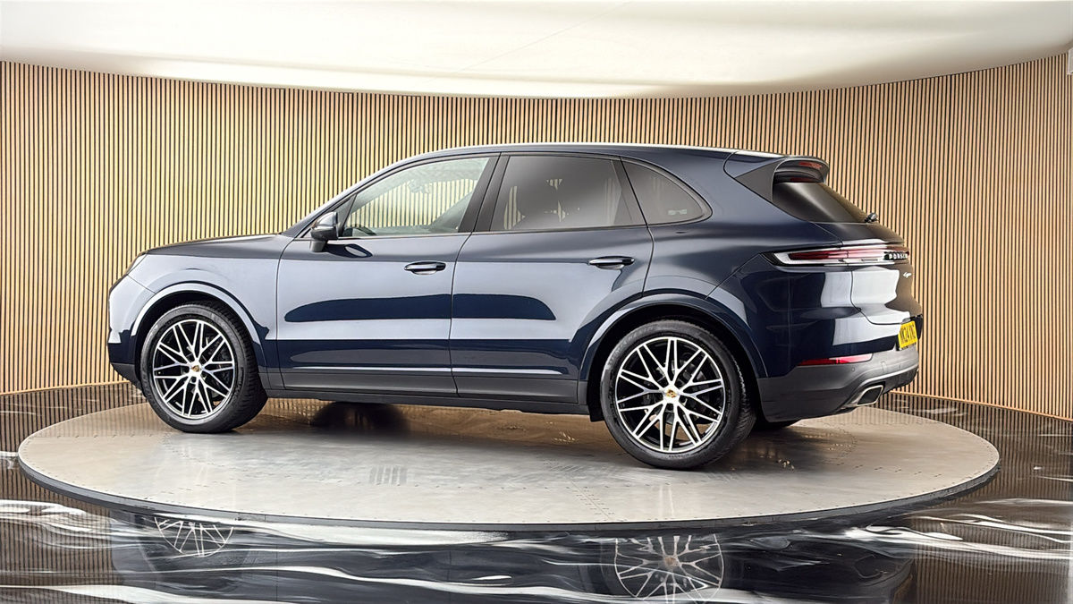 More views of Porsche Cayenne