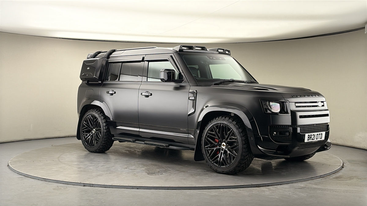 More views of Land Rover Defender 110