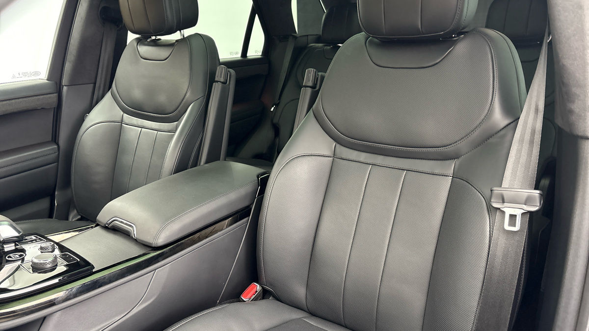 Land Rover Range Rover Sport Image 7