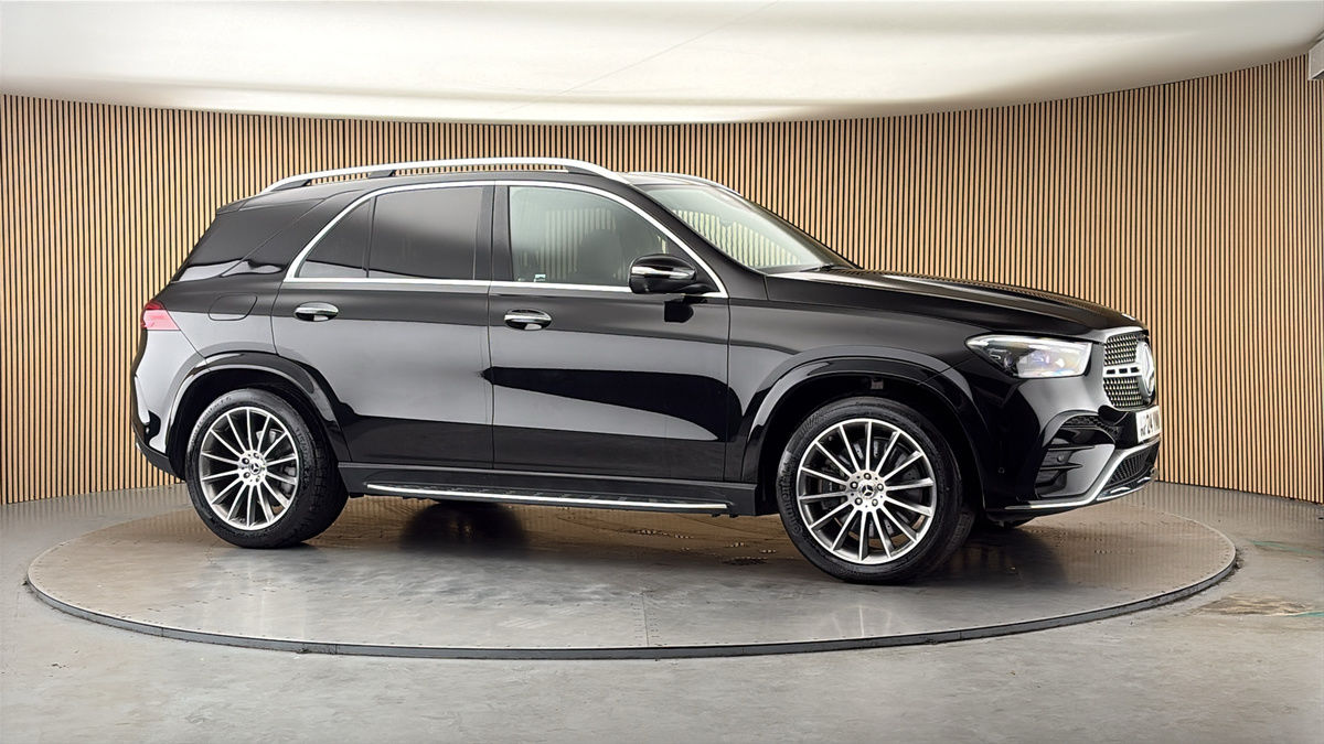 More views of Mercedes-Benz GLE