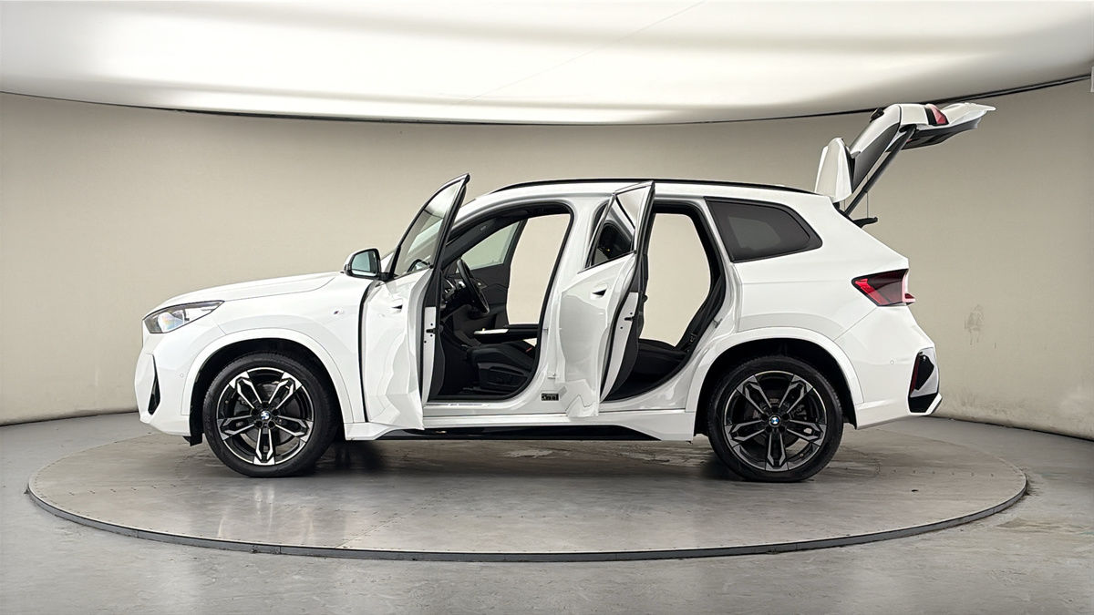 More views of BMW X1