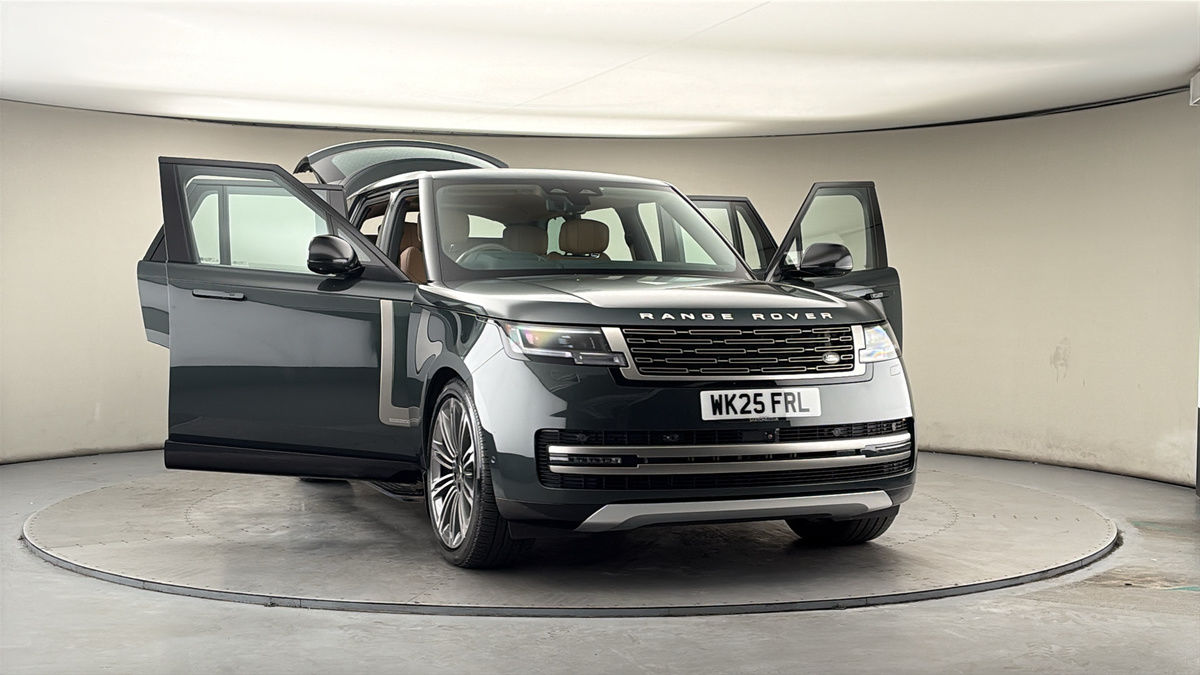 More views of Land Rover Range Rover